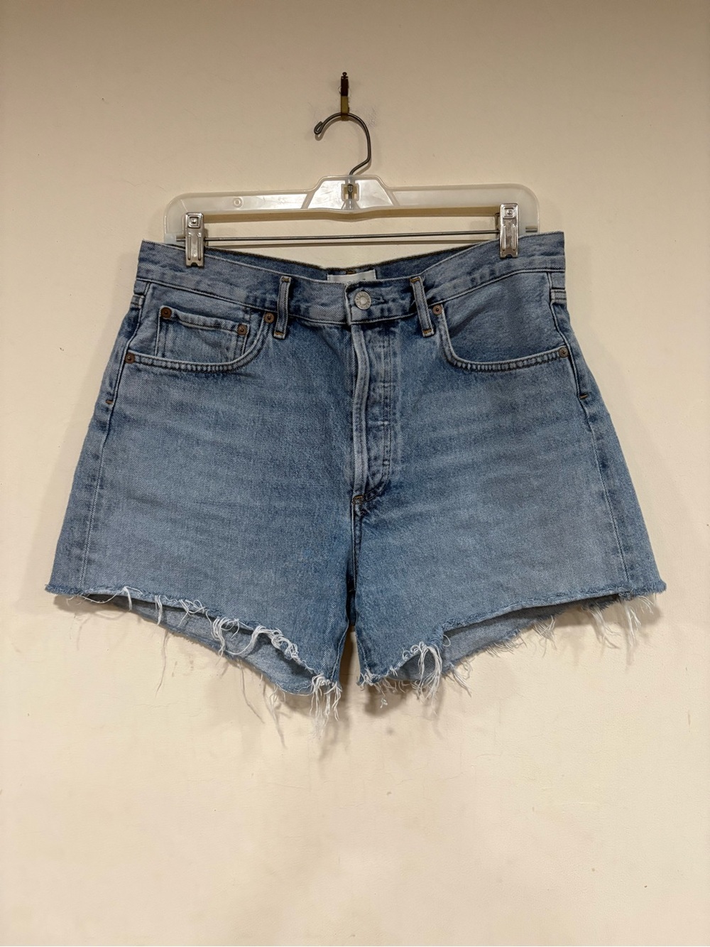 Agolde Reese relaxed cut off Shorts in wonder light wash size 29 - Picture 2 of 8